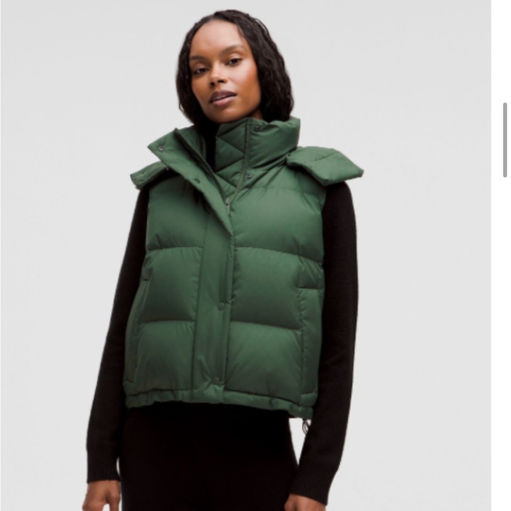 lululemon wonder puff 600 down fill cropped vest size 6 - LEGACY GREEN